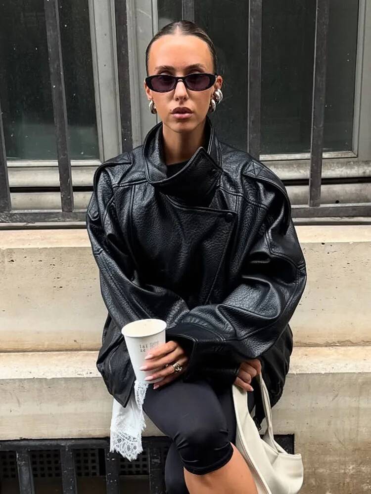 Street Fashion Taiwan - أزياء الخريف النسائية غير المتماثلة جيب