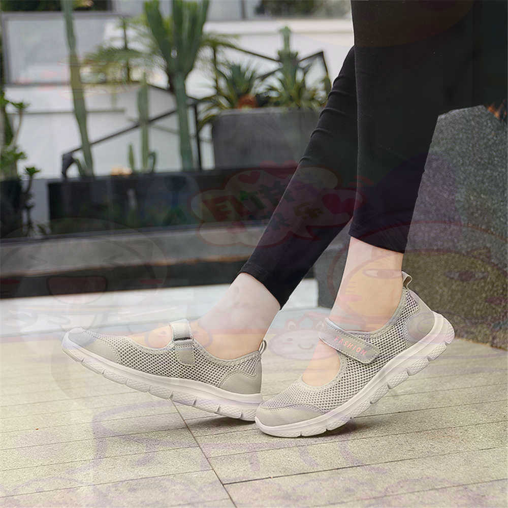 Street Fashion In Vietnam - أحذية تنس نسائية رقم 40 أحذية