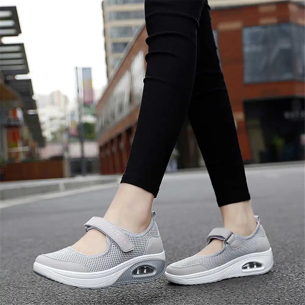 Street Fashion In Vietnam - 36-41 أحذية رياضية ملونة للموسم ديمي