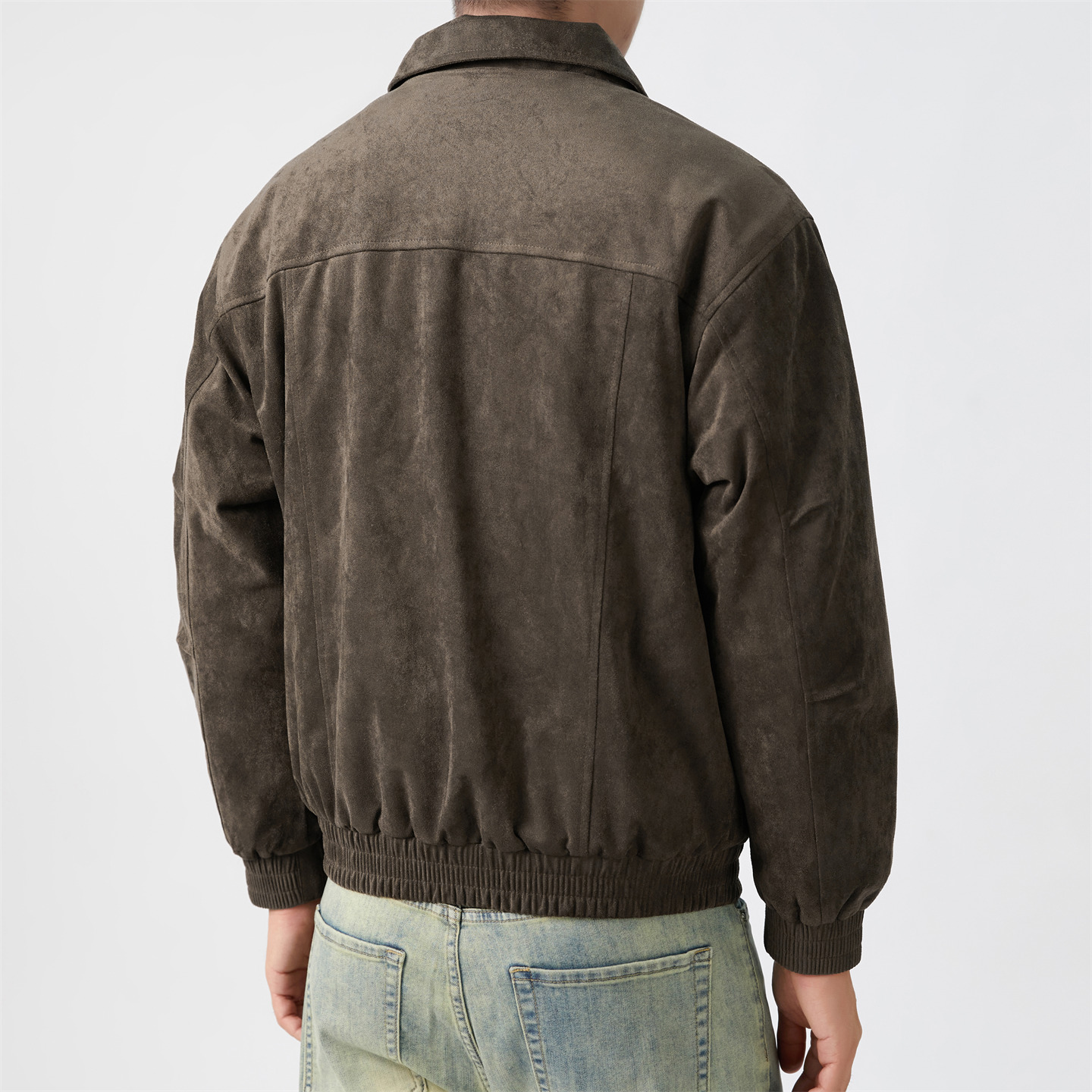 جاكيت رجالي قصير بقصة مربعة من - مراجعة Coach Jacket Bomber وسعره