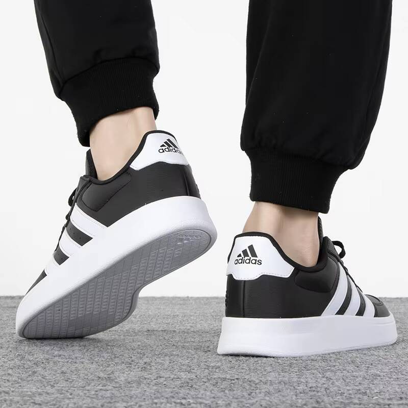 حذاء أديداس الجديد للرجال 2026 - مراجعة Adidas Shoes Samba وسعره