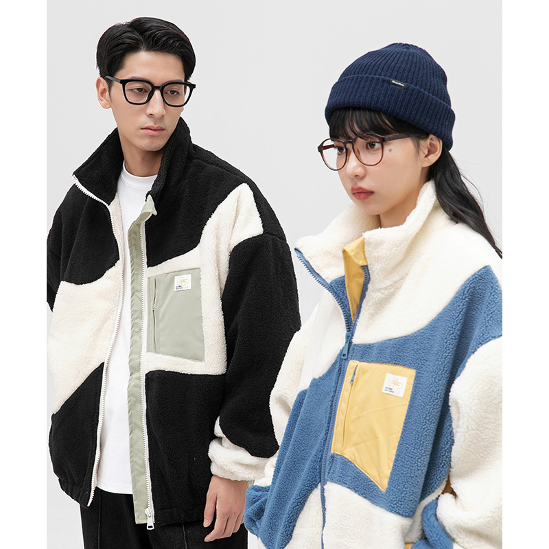 وصل حديثًا معطف نسائي سميك من  - مراجعة Coach Jacket Bomber وسعره