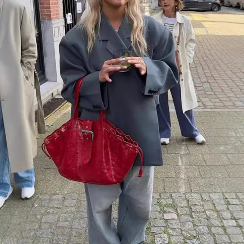 جاكيت بليزر نسائي عصري بأكمام  - مراجعة Street Fashion Taiwan وسعره